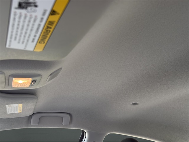 Vehicle image 25 of 31