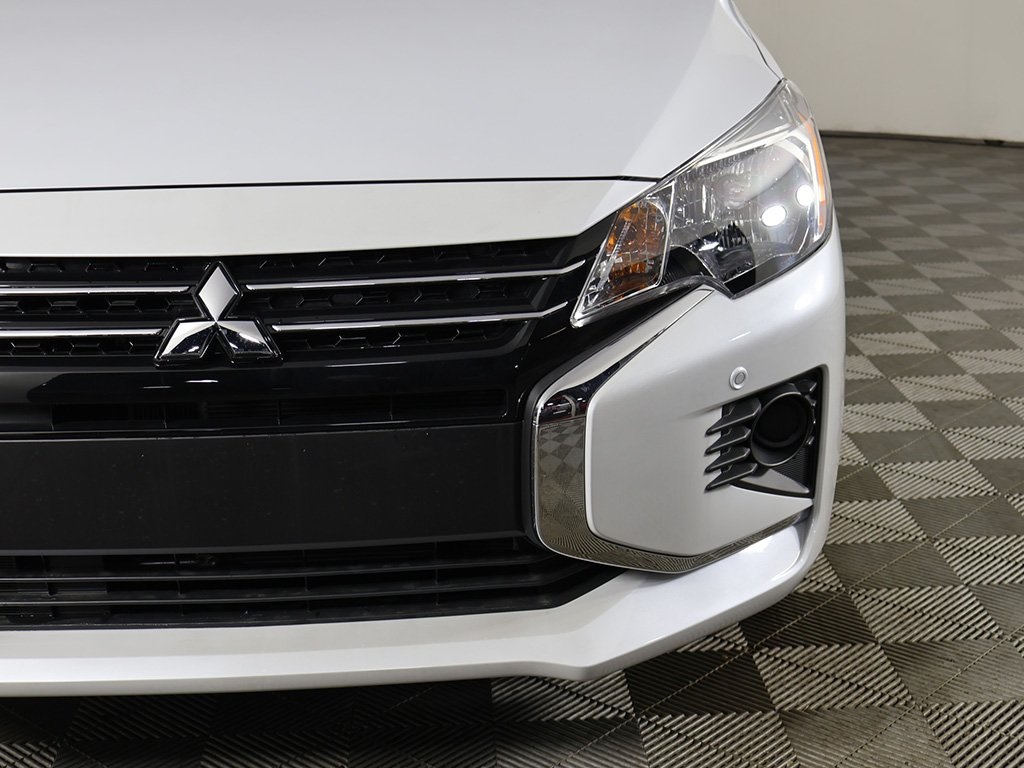 Vehicle image 14 of 43