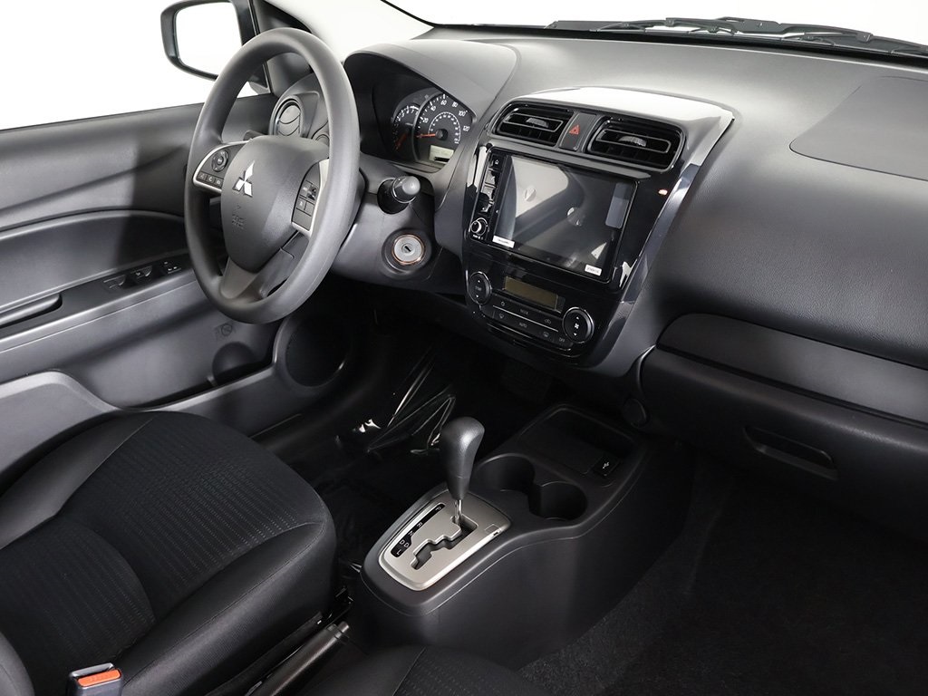 Vehicle image 26 of 43