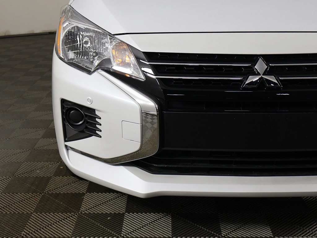 Vehicle image 13 of 43