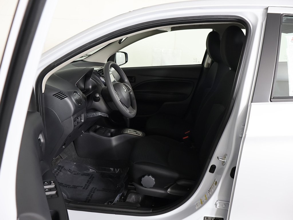 Vehicle image 27 of 43