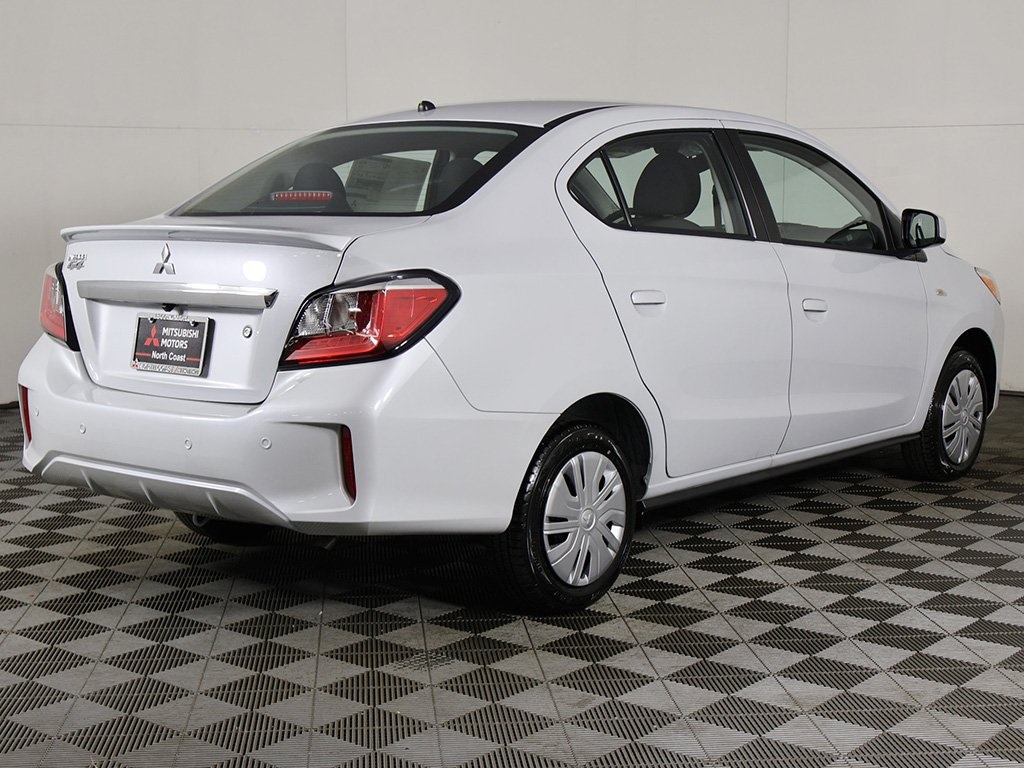 Vehicle image 7 of 43