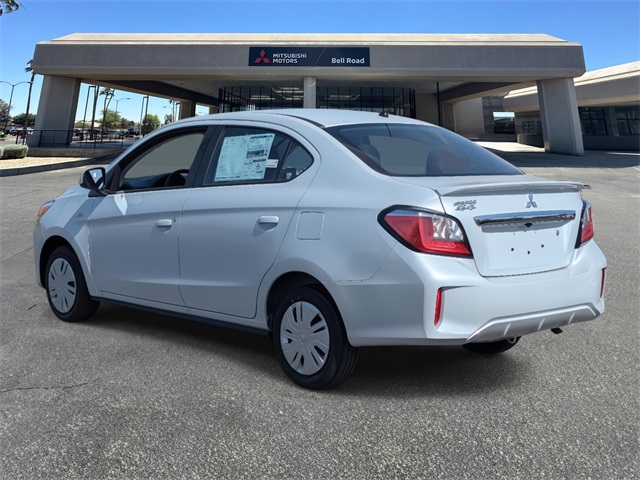 Vehicle image 4 of 19