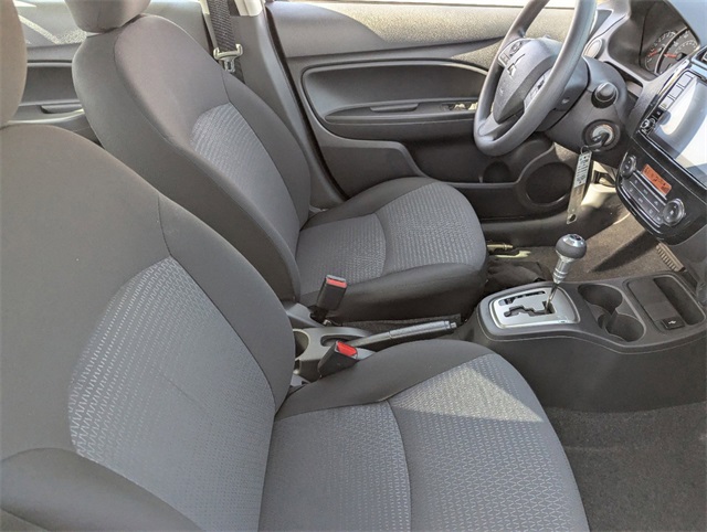 Vehicle image 7 of 19