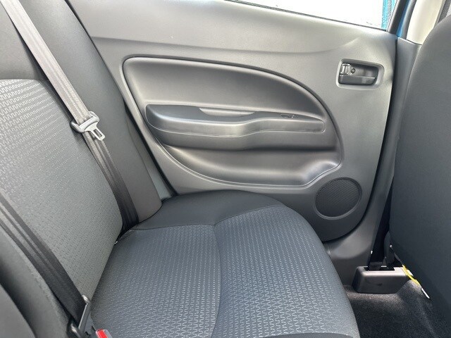 Vehicle image 18 of 34