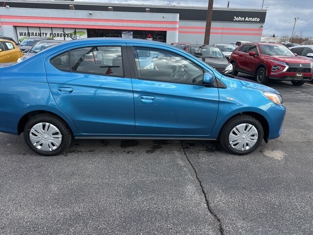 Vehicle image 4 of 34