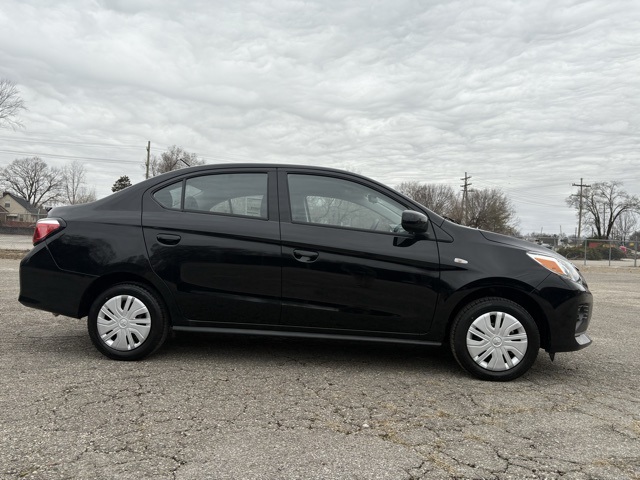 Vehicle image 3 of 31