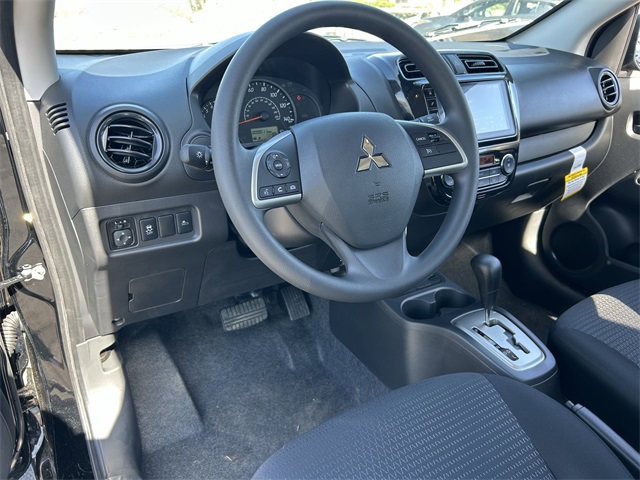Vehicle image 14 of 31