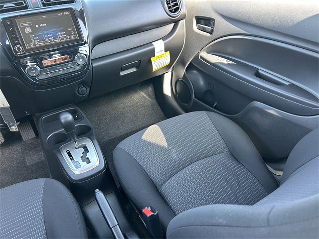 Vehicle image 13 of 31
