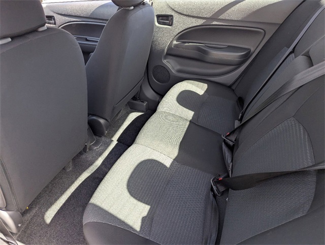 Vehicle image 10 of 19