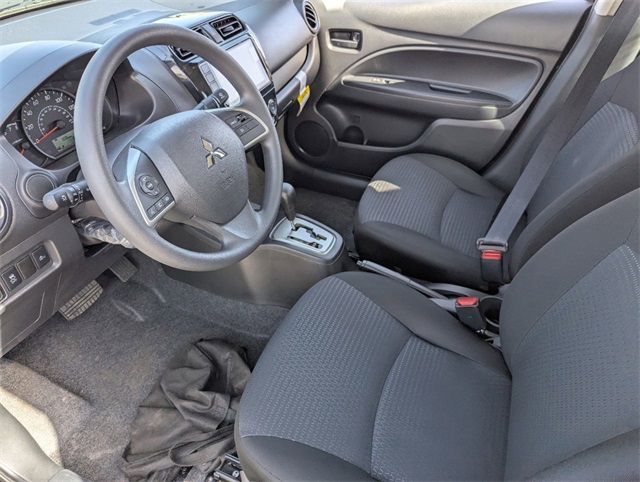 Vehicle image 11 of 19
