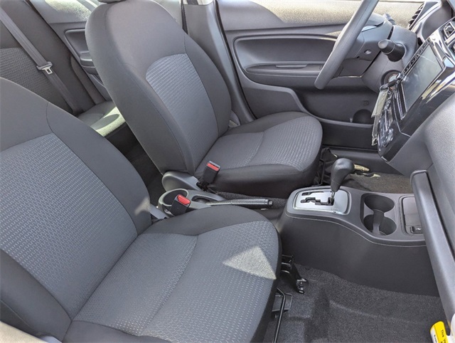Vehicle image 6 of 19