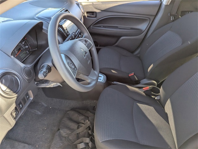Vehicle image 11 of 19