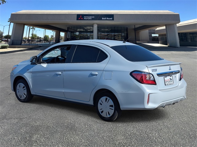 Vehicle image 4 of 19