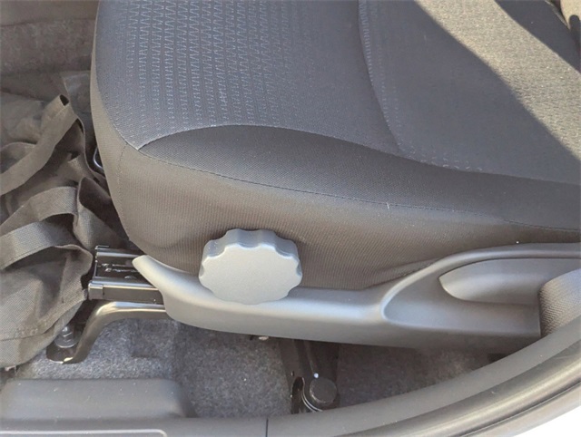 Vehicle image 12 of 19