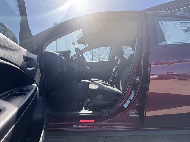 Vehicle image 11 of 30