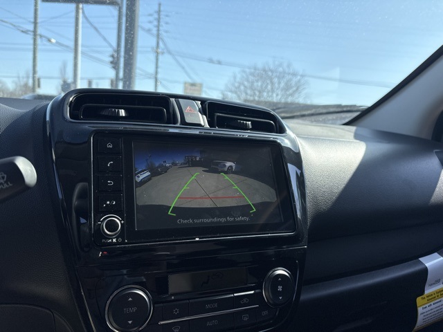 Vehicle image 23 of 30