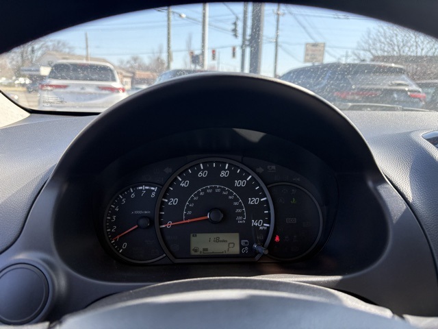 Vehicle image 19 of 30