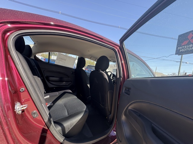 Vehicle image 14 of 30