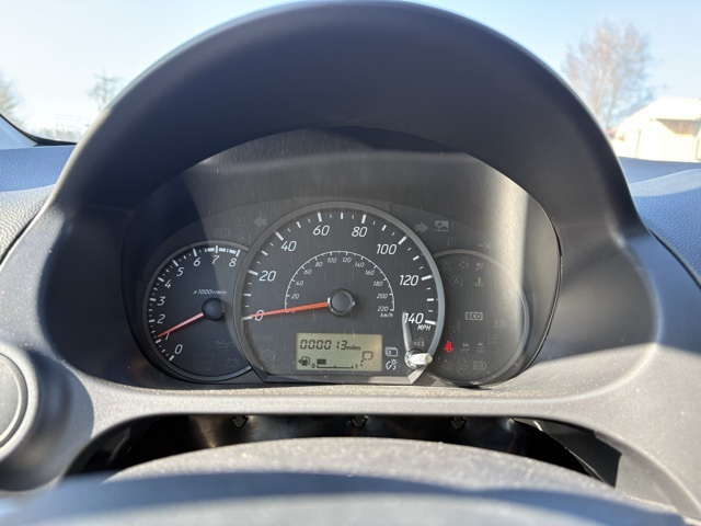 Vehicle image 18 of 31