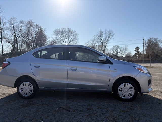 Vehicle image 4 of 31