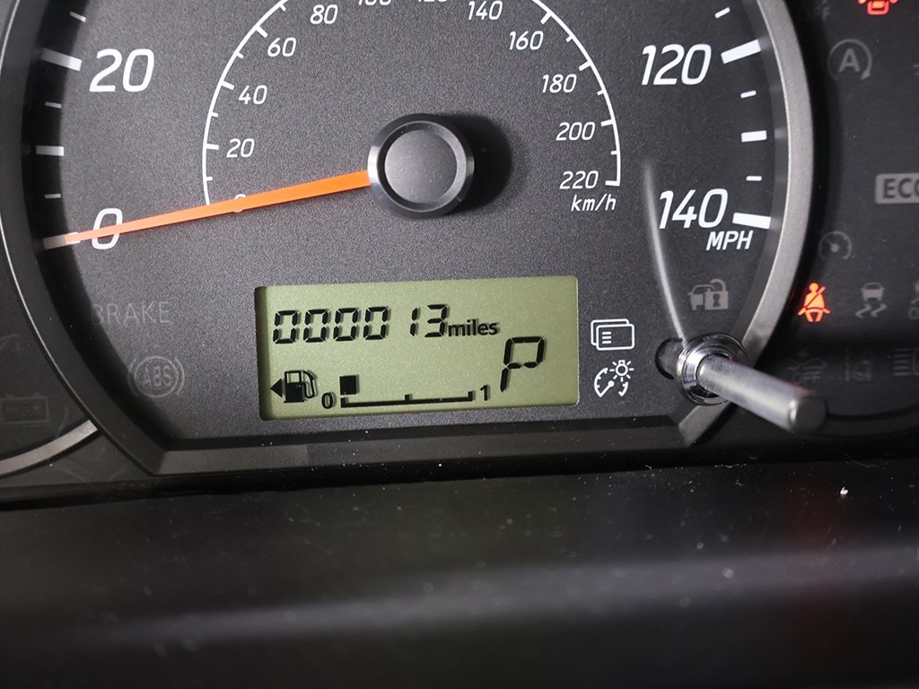 Vehicle image 34 of 41