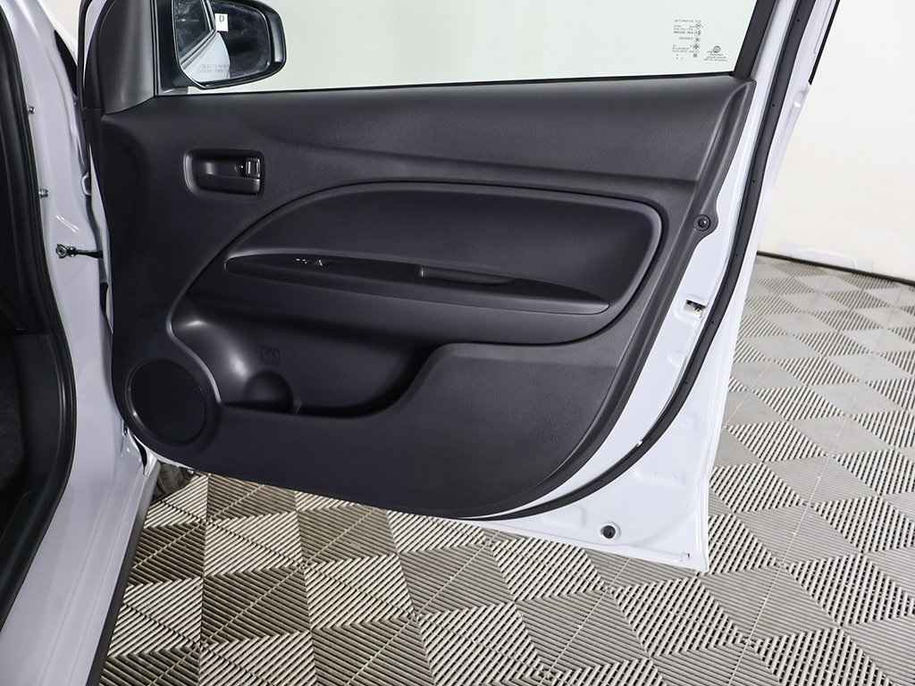 Vehicle image 22 of 41