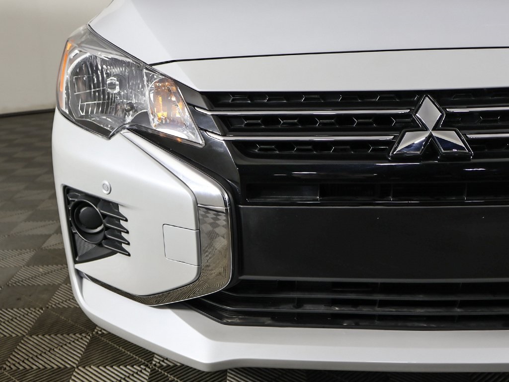 Vehicle image 13 of 41