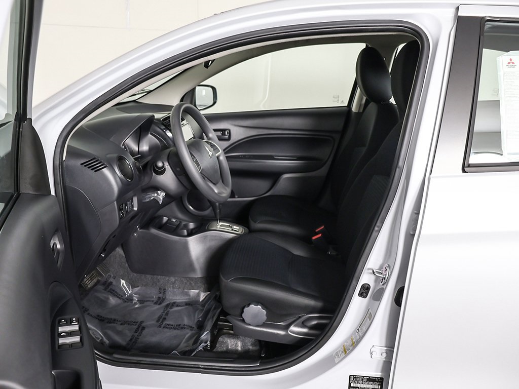 Vehicle image 25 of 41