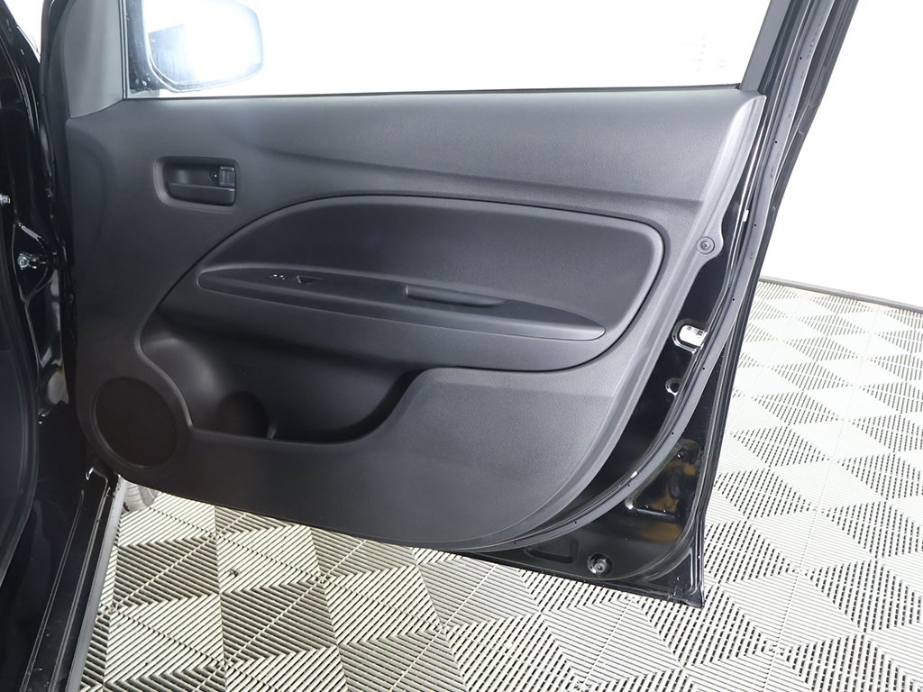 Vehicle image 20 of 40