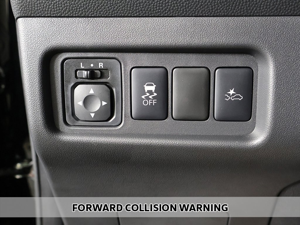 Vehicle image 11 of 40