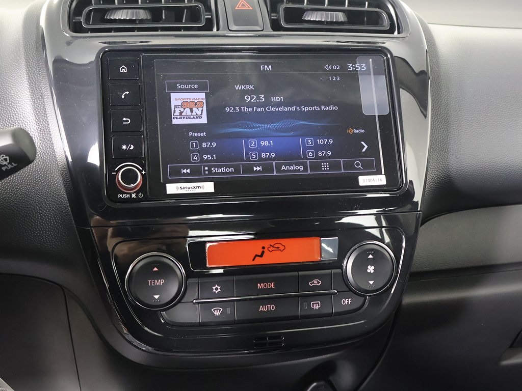Vehicle image 37 of 40