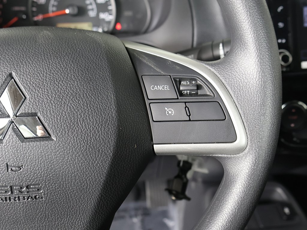 Vehicle image 36 of 40