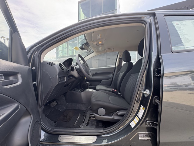 Vehicle image 10 of 30