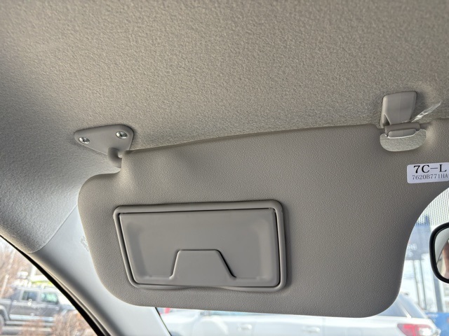 Vehicle image 24 of 30