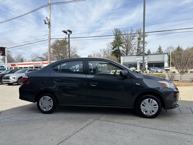 Vehicle image 4 of 30
