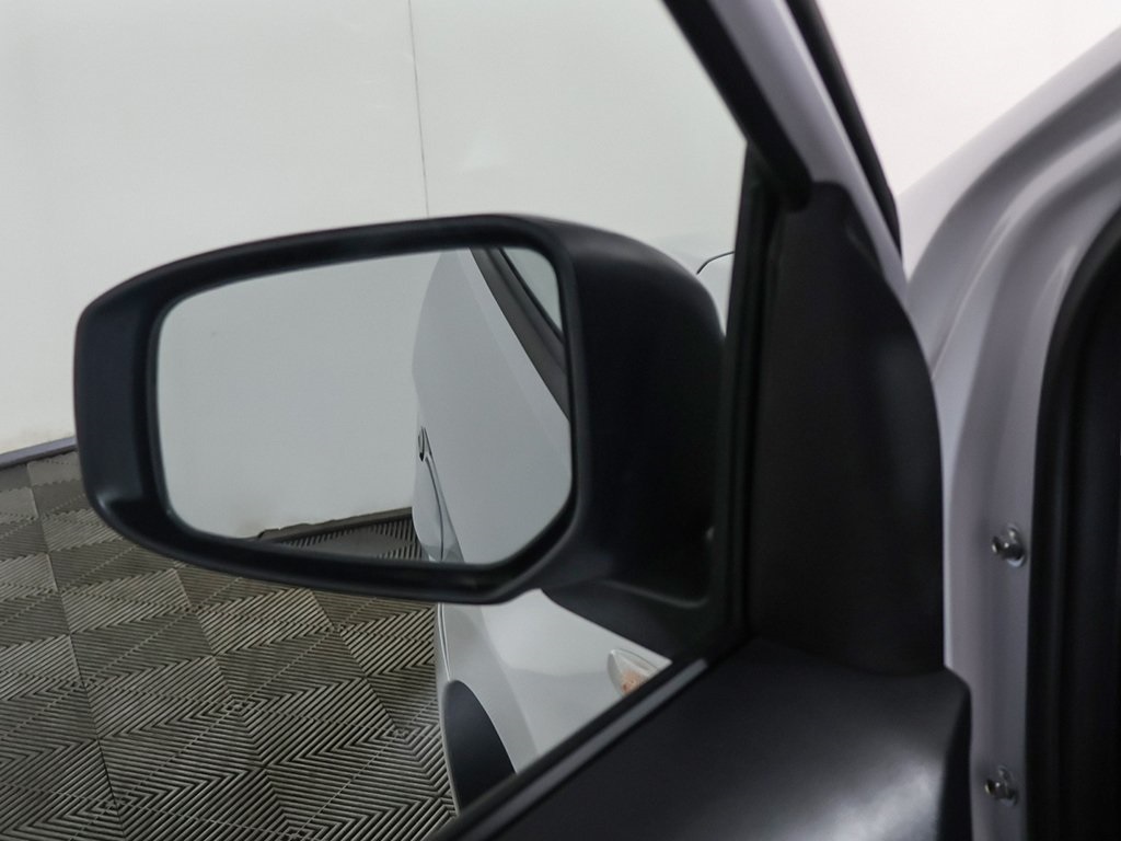 Vehicle image 21 of 49