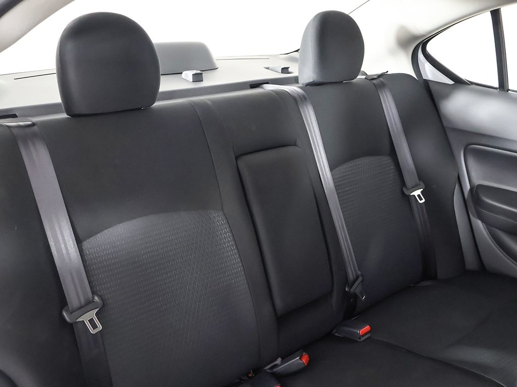 Vehicle image 16 of 49