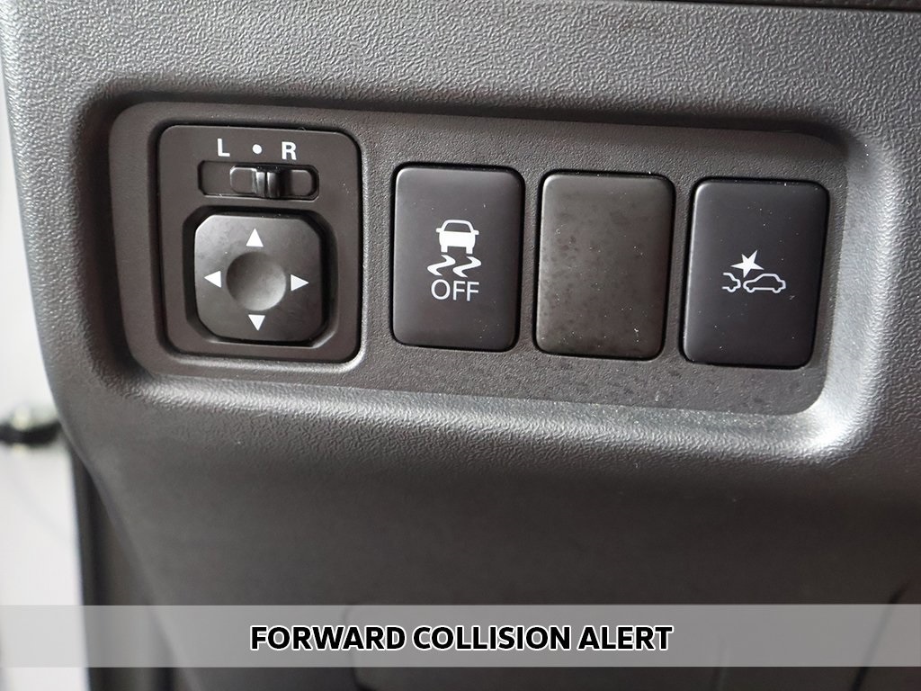 Vehicle image 37 of 49