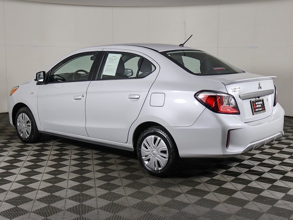 Vehicle image 11 of 49