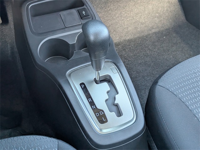Vehicle image 18 of 20
