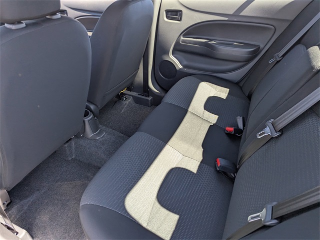 Vehicle image 11 of 20