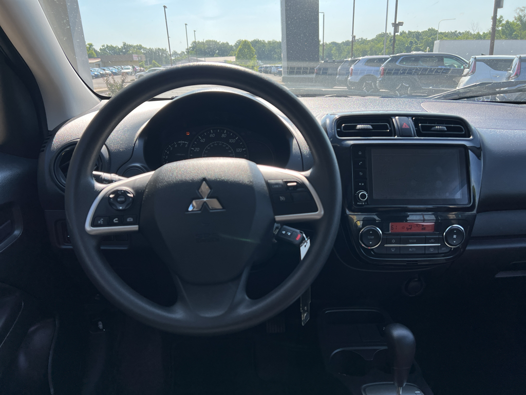 Vehicle image 13 of 14
