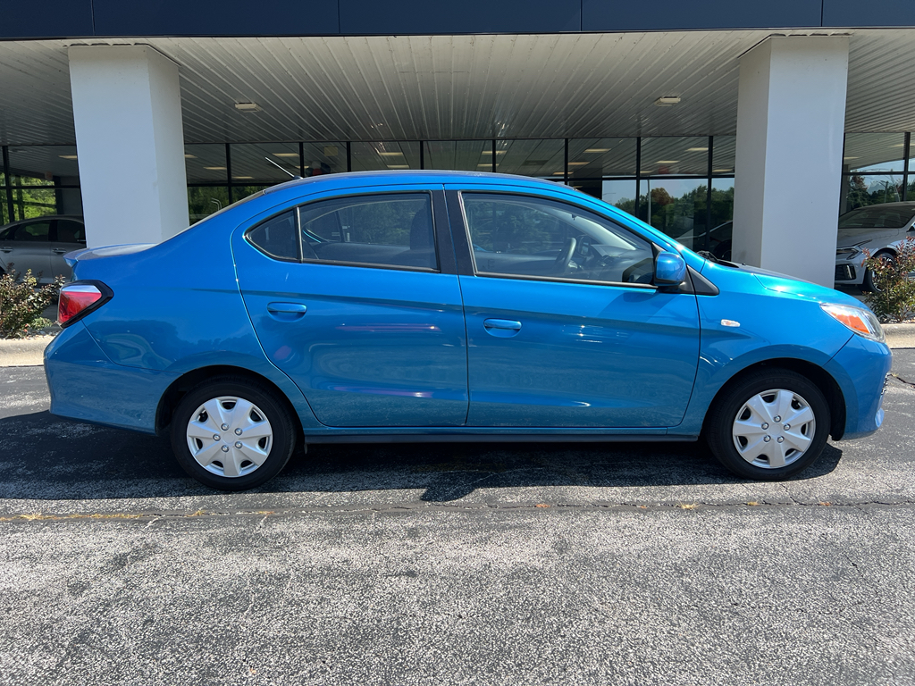Vehicle image 4 of 14
