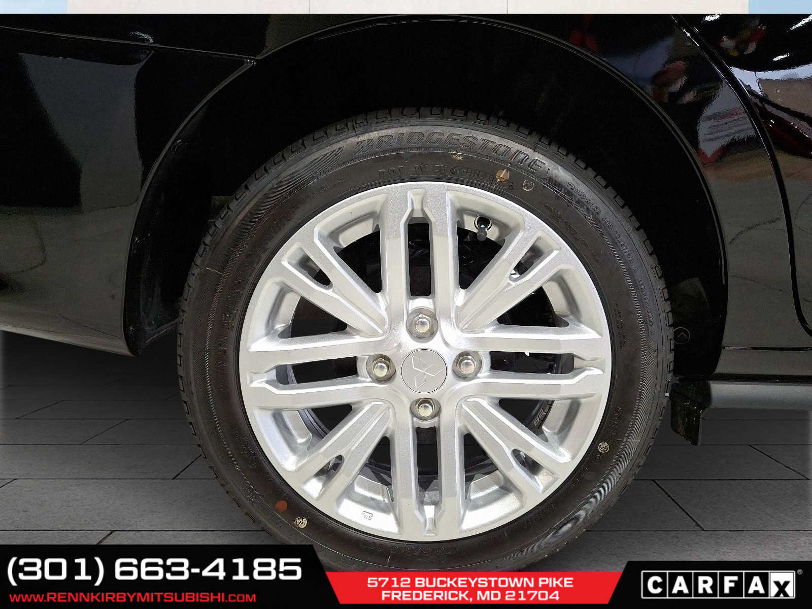 Vehicle image 4 of 19