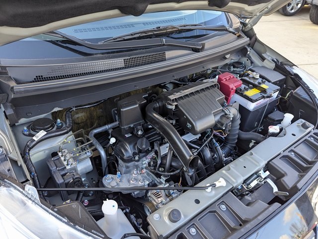 Vehicle image 28 of 29