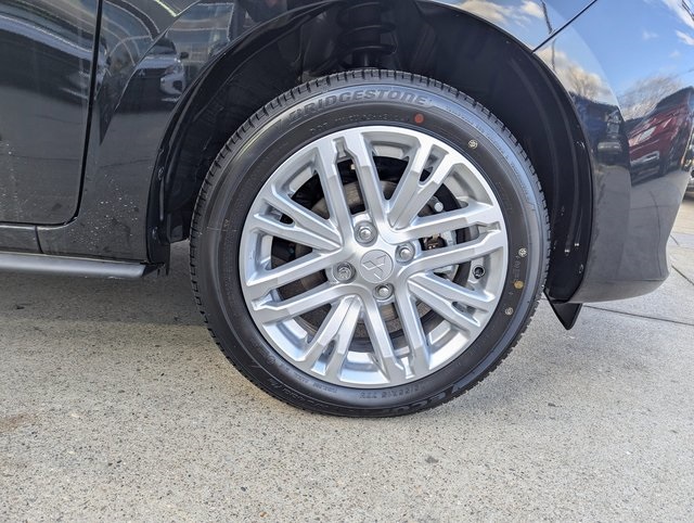 Vehicle image 27 of 29