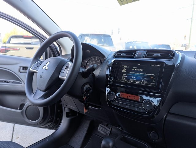 Vehicle image 26 of 29