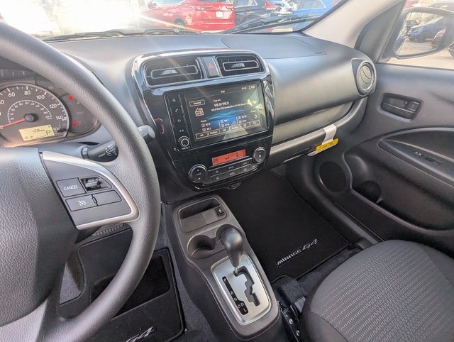 Vehicle image 21 of 29
