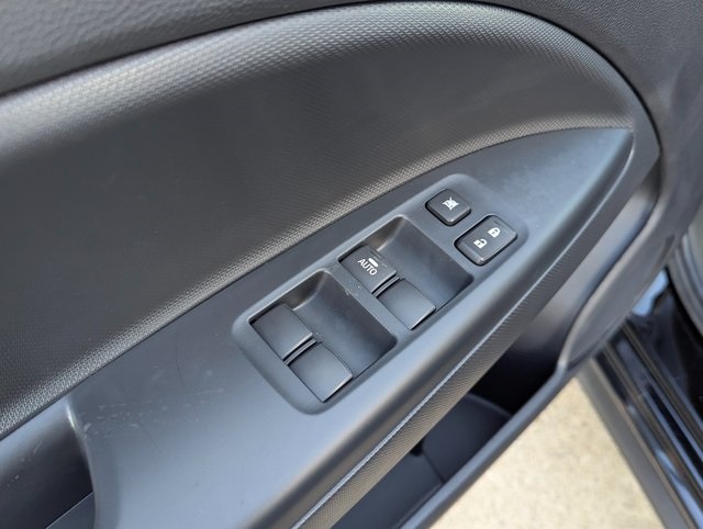 Vehicle image 16 of 29